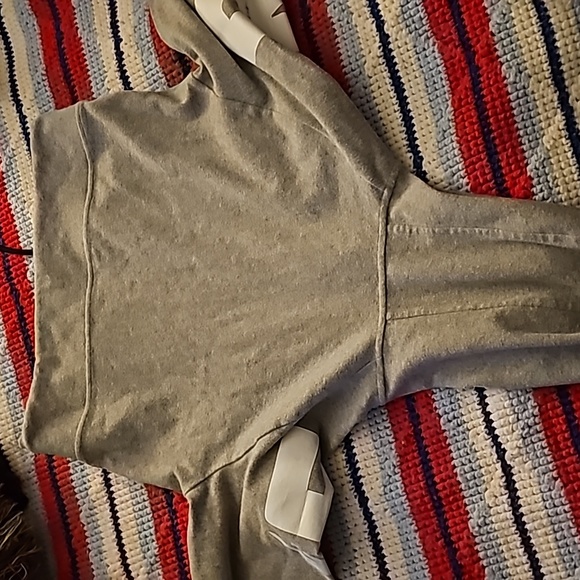 Maverick by Logan Paul, size small croped hoodie, - Picture 6 of 6